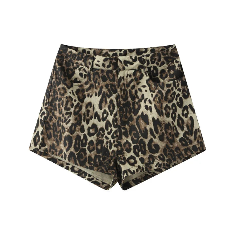 LEYA Shorts | Style and Comfort