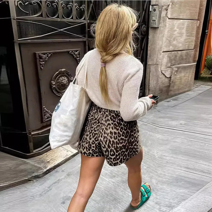 LEYA Shorts | Style and Comfort